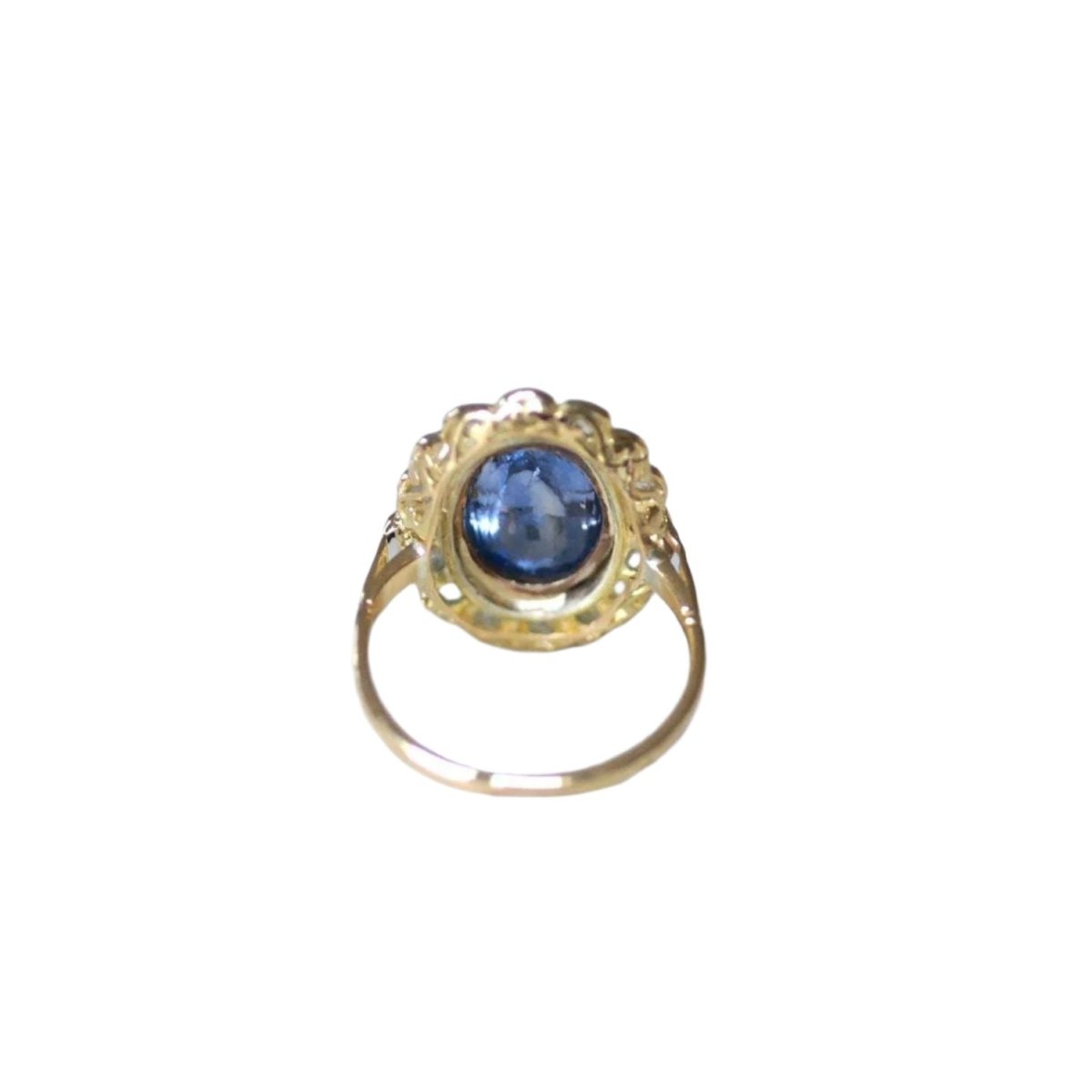 Bague Marguerite en or, platine, saphir et diamants - Castafiore