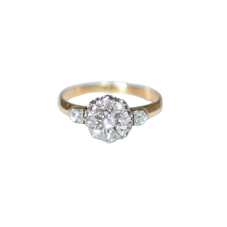 Bague Marguerite en or rose, platine, et diamants - Castafiore