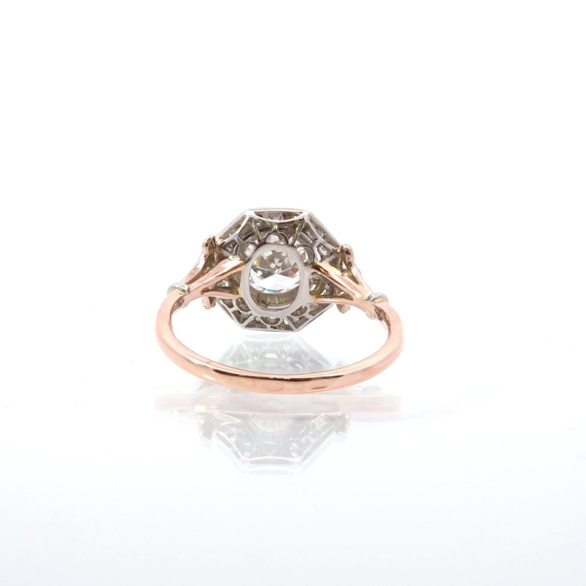 Bague Marguerite en or rose, platine et diamants - Castafiore