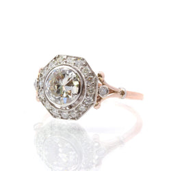 Bague Marguerite en or rose, platine et diamants - Castafiore