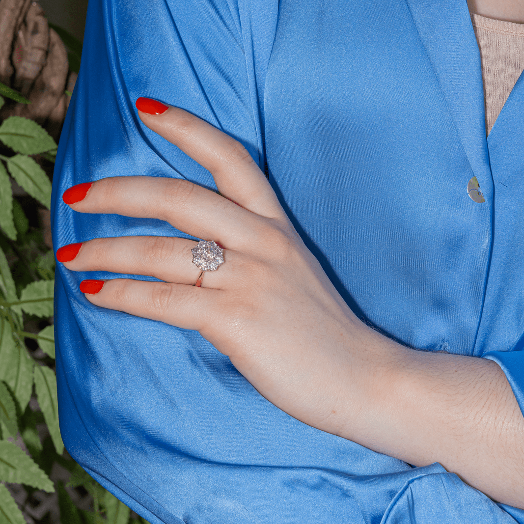 Bague Marguerite en or rose, platine et diamants - Castafiore