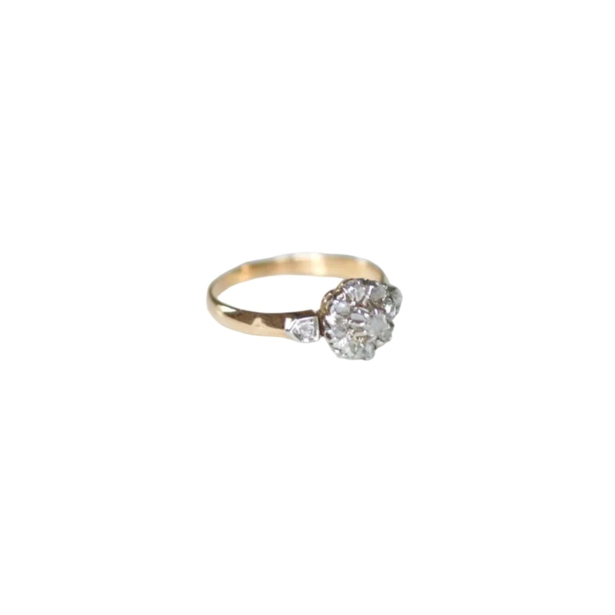 Bague Marguerite en or rose, platine, et diamants - Castafiore