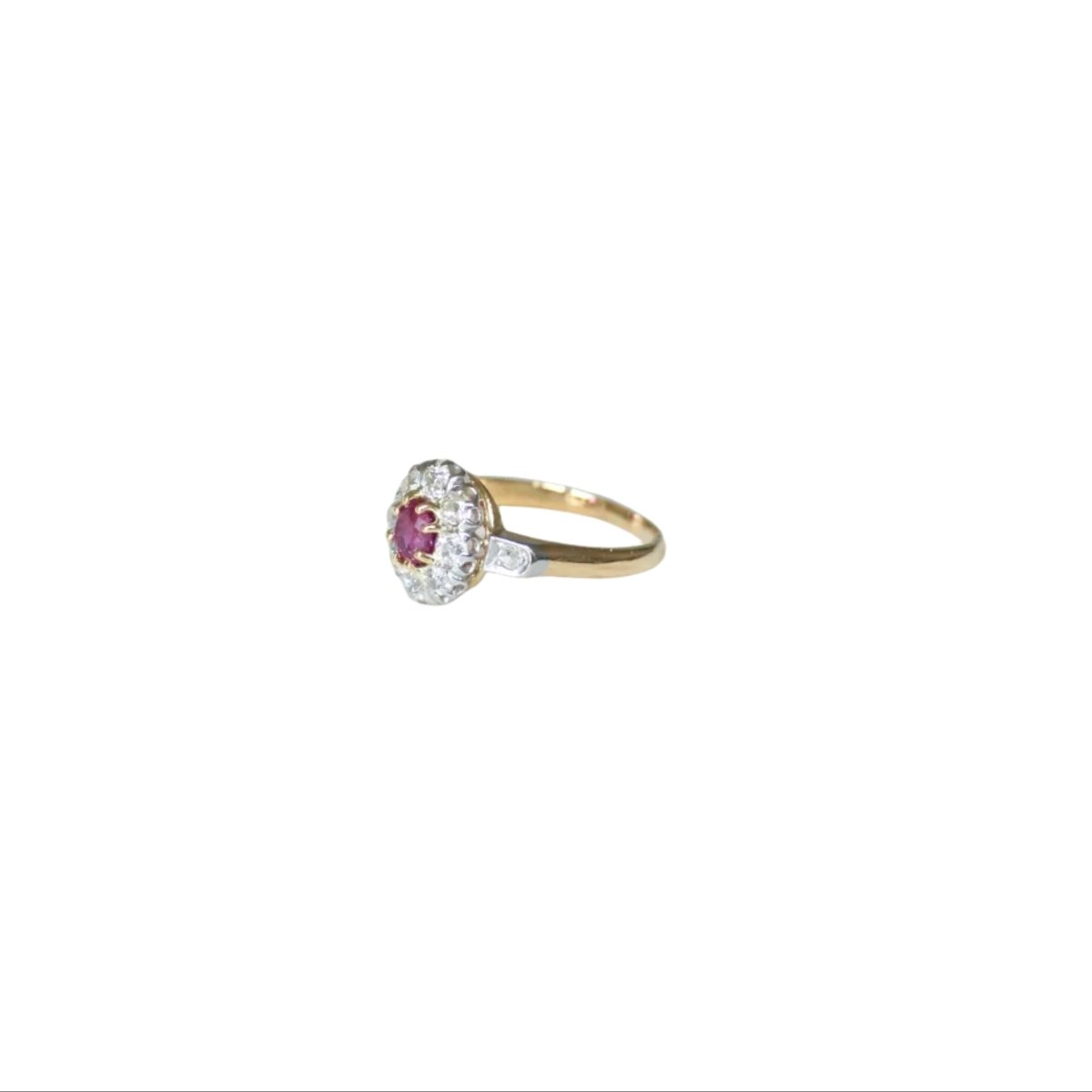 Bague Marguerite en or rose, rubis et diamants - Castafiore