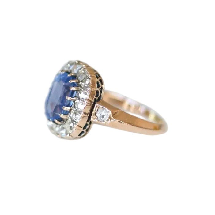 Bague Marguerite en or rose, saphir et diamants - Castafiore