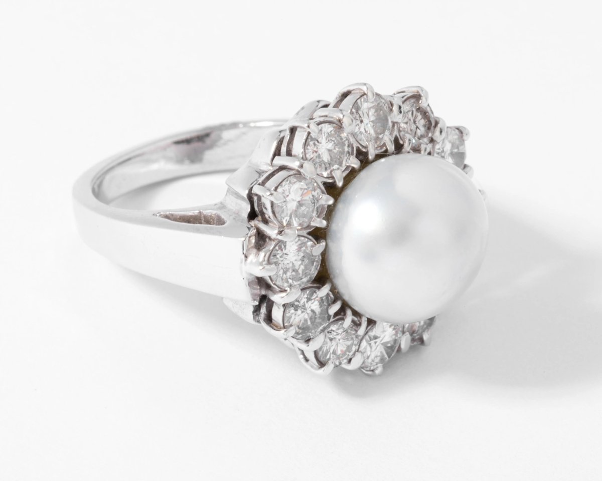 Bague marguerite en perle, entourée diamants - Castafiore