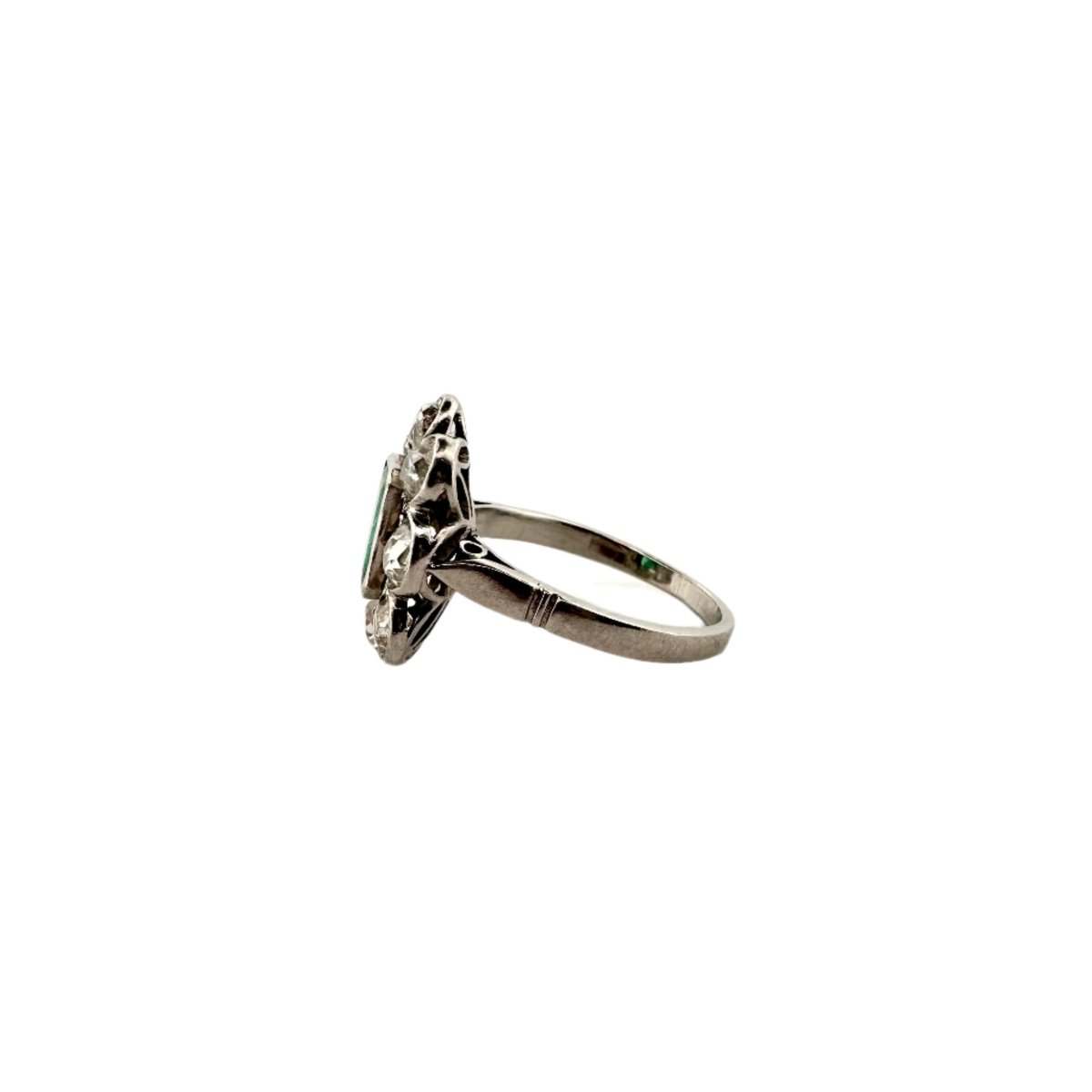 Bague Marguerite en platine avec émeraude et diamant - Castafiore