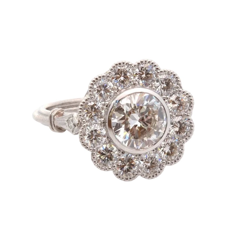 Bague Marguerite en platine et diamants - Castafiore
