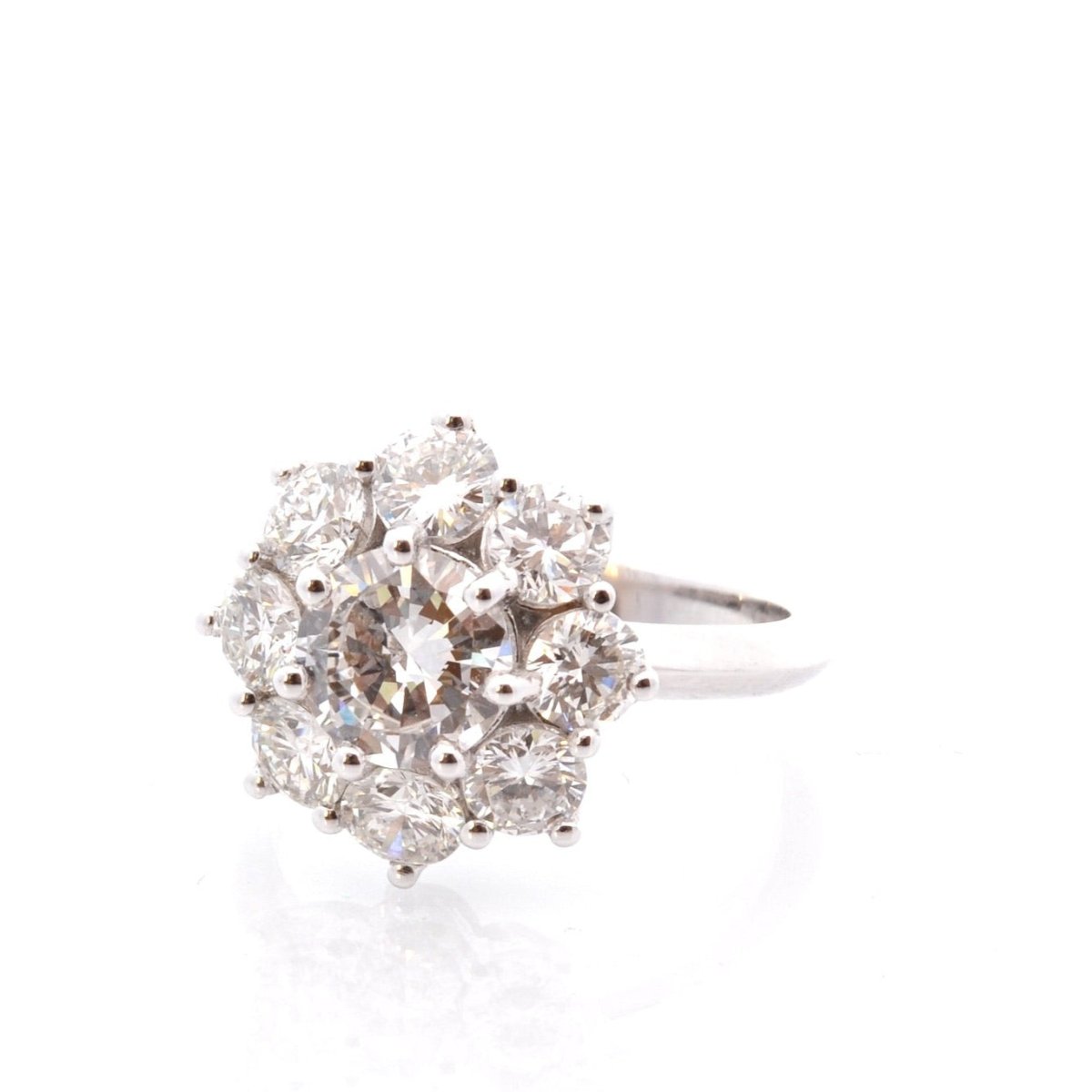 Bague Marguerite en platine et diamants - Castafiore