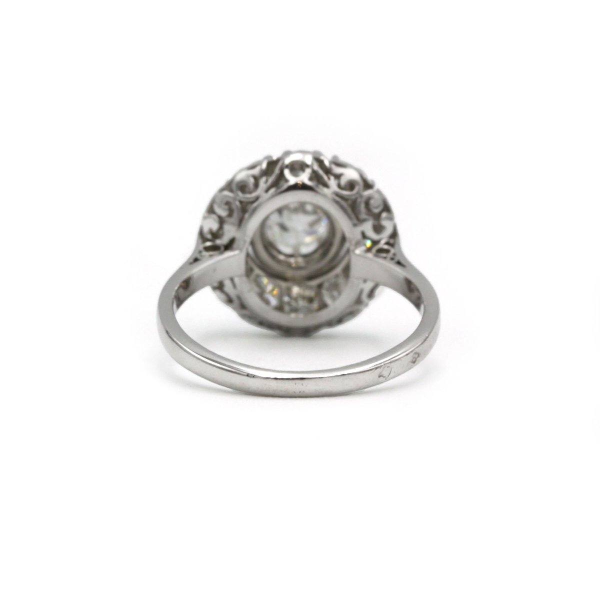 Bague Marguerite en platine et diamants - Castafiore