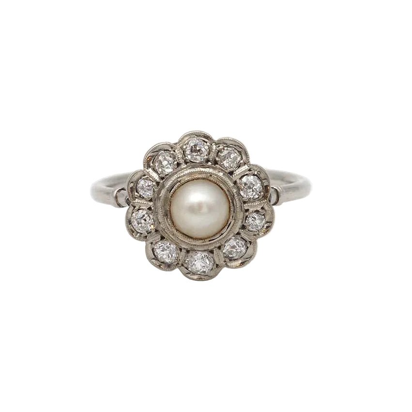 Bague Marguerite en platine, perle et diamants - Castafiore