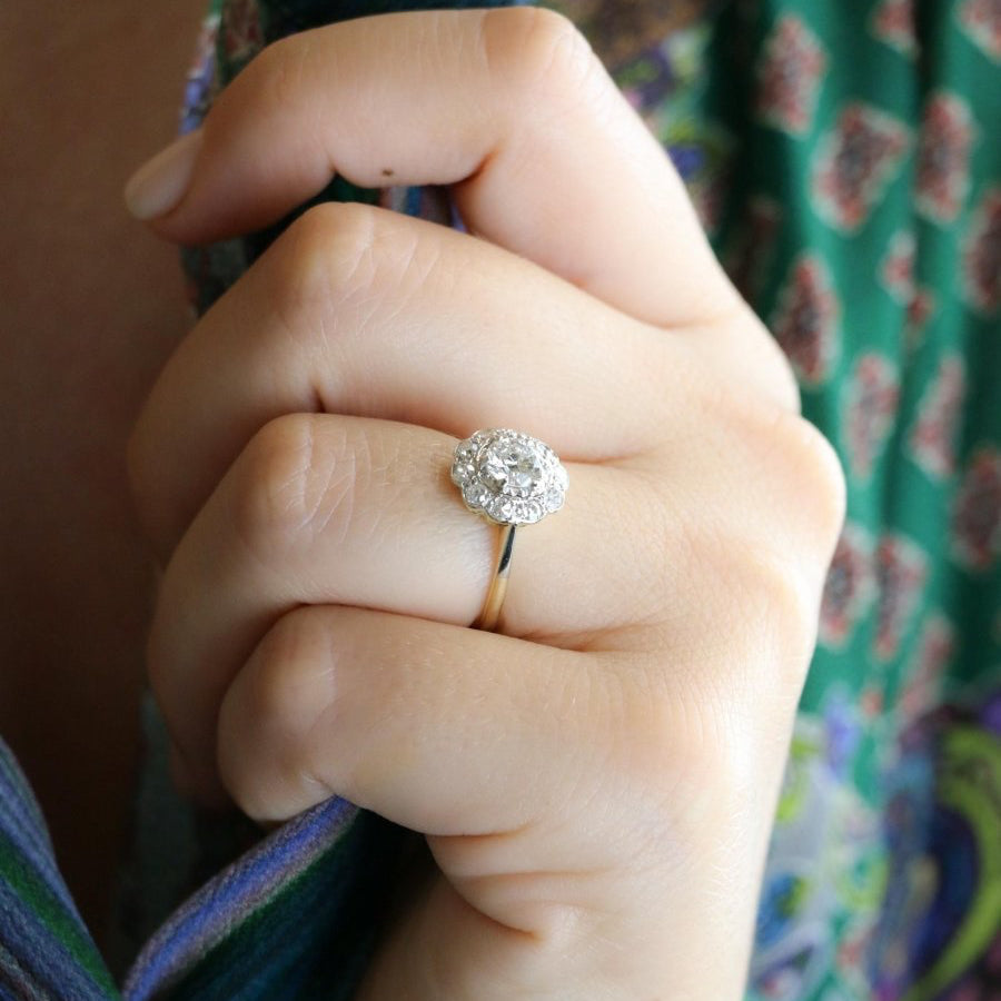 Bague marguerite or jaune diamant 0,8 carat - Castafiore
