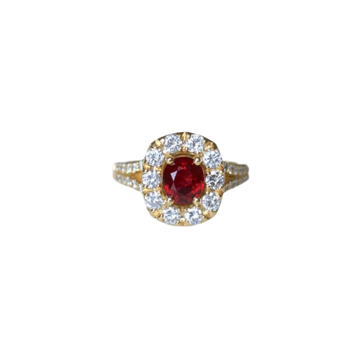 Bague Marguerite Spinelle Entourage Diamants - Castafiore
