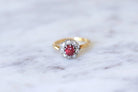 Bague marguerite spinelle rouge entourage diamants - Castafiore