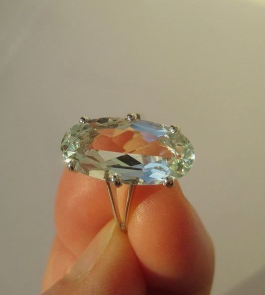 Bague Marquise Aigue - marine Or blanc - Castafiore