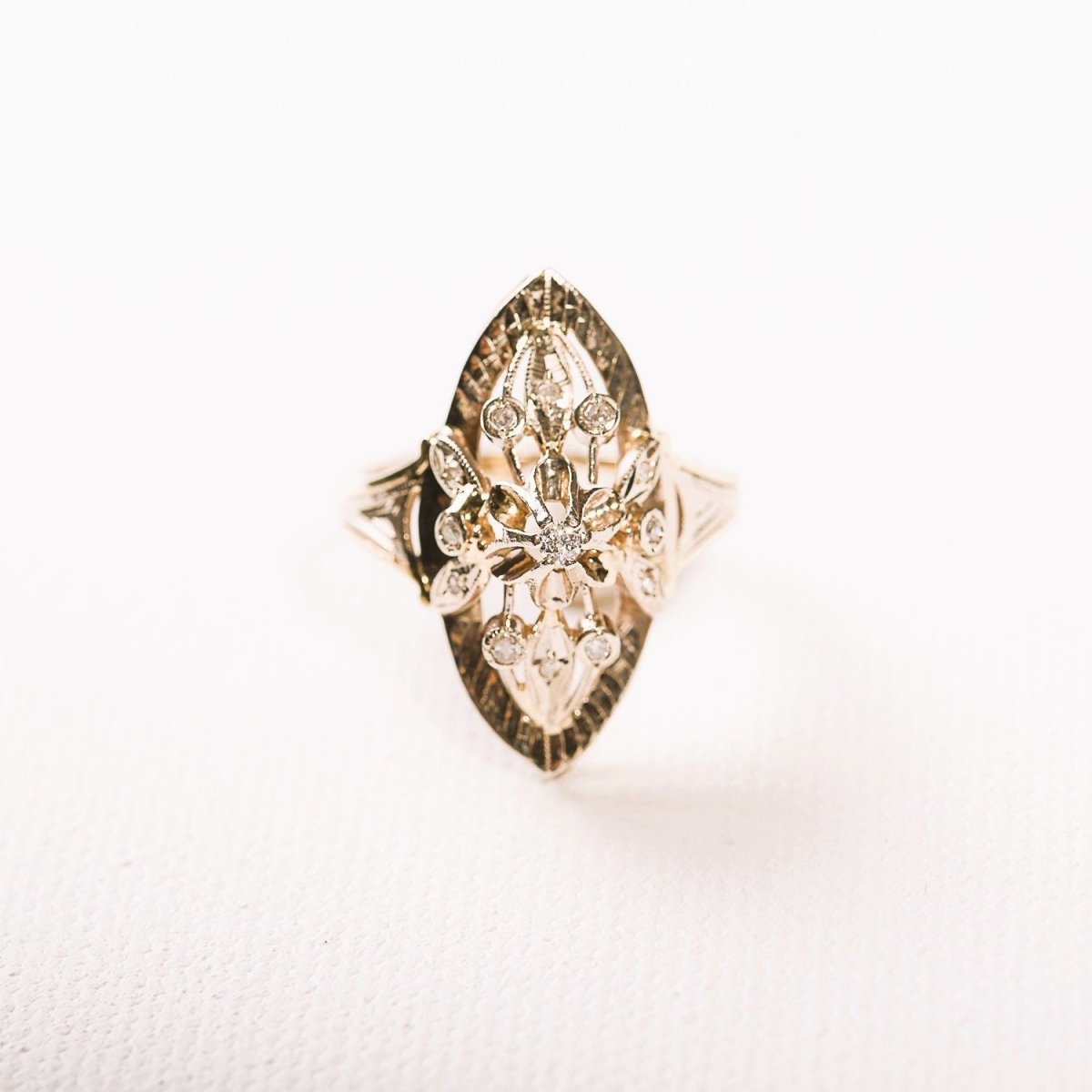 Bague marquise diamants en or deux tons - Castafiore