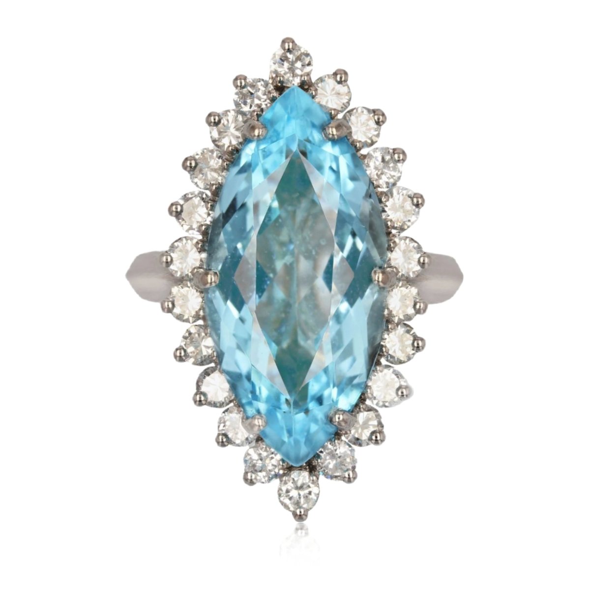Bague Marquise en or blanc, aigue - marine et diamants - Castafiore