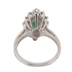 Bague marquise en or blanc, émeraude et diamants - Castafiore