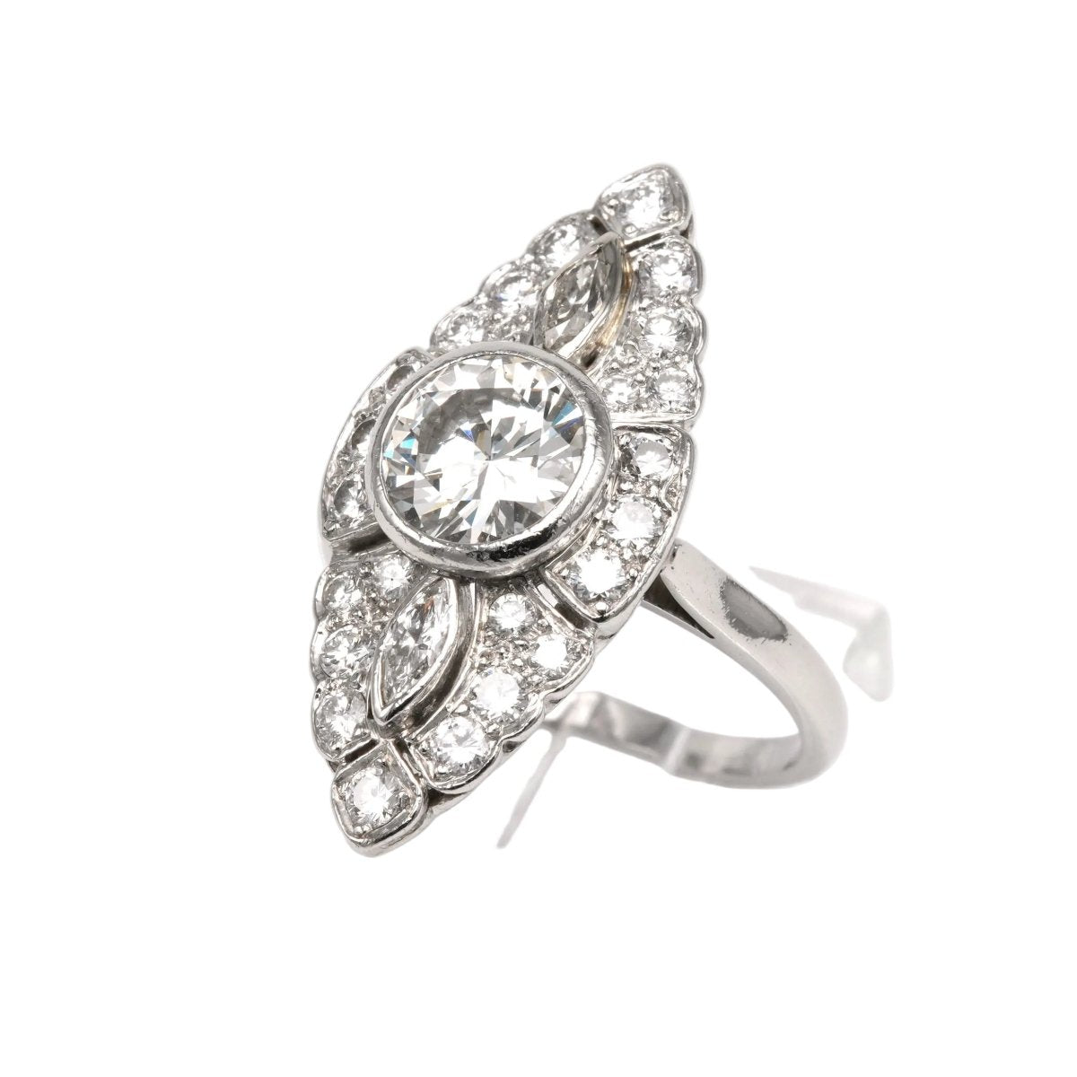 Bague Marquise en or blanc et diamants - Castafiore