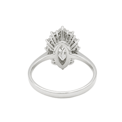Bague Marquise en or blanc et diamants - Castafiore