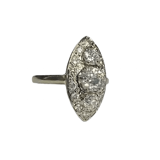 Bague Marquise en or blanc et diamants - Castafiore