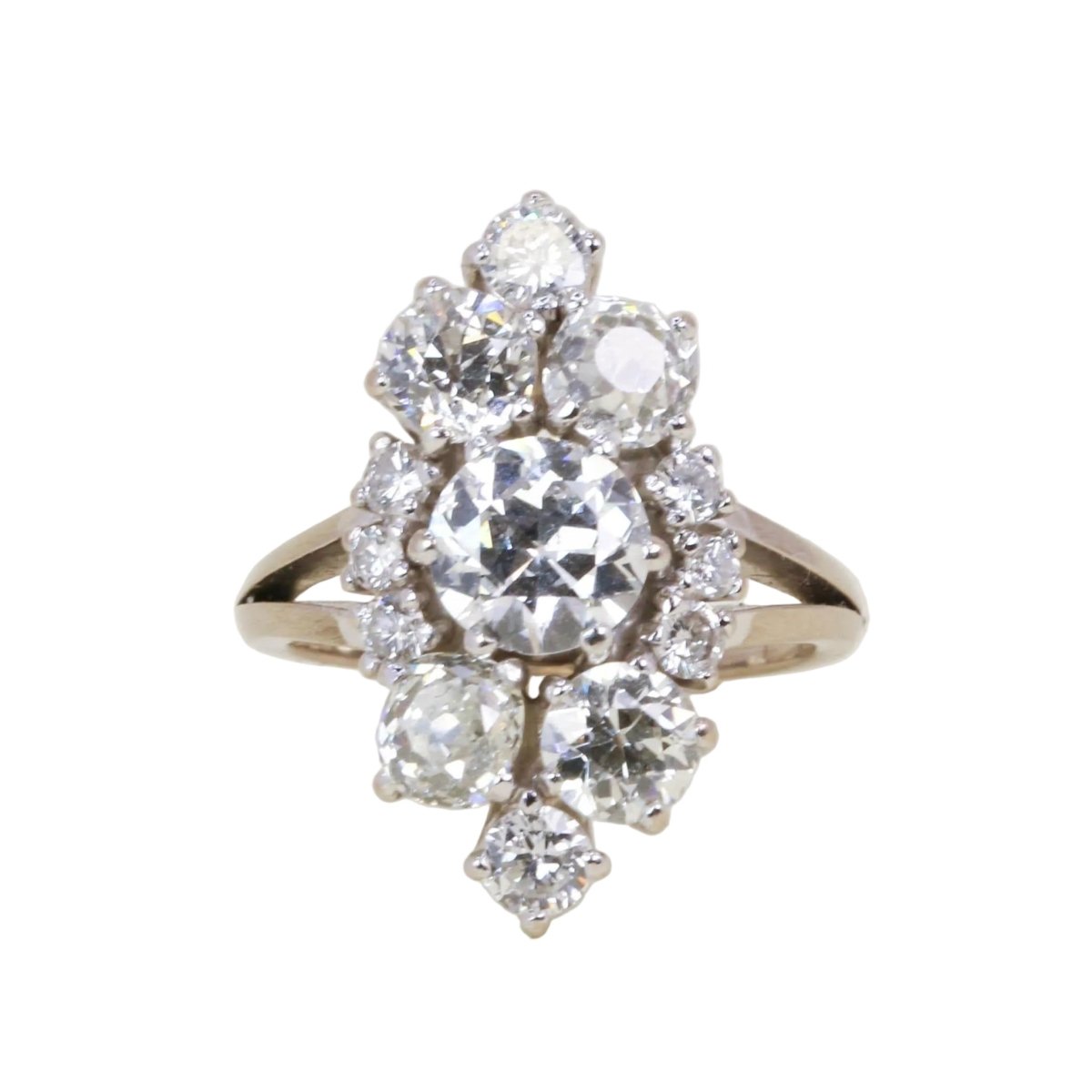 Bague Marquise en or blanc et diamants - Castafiore