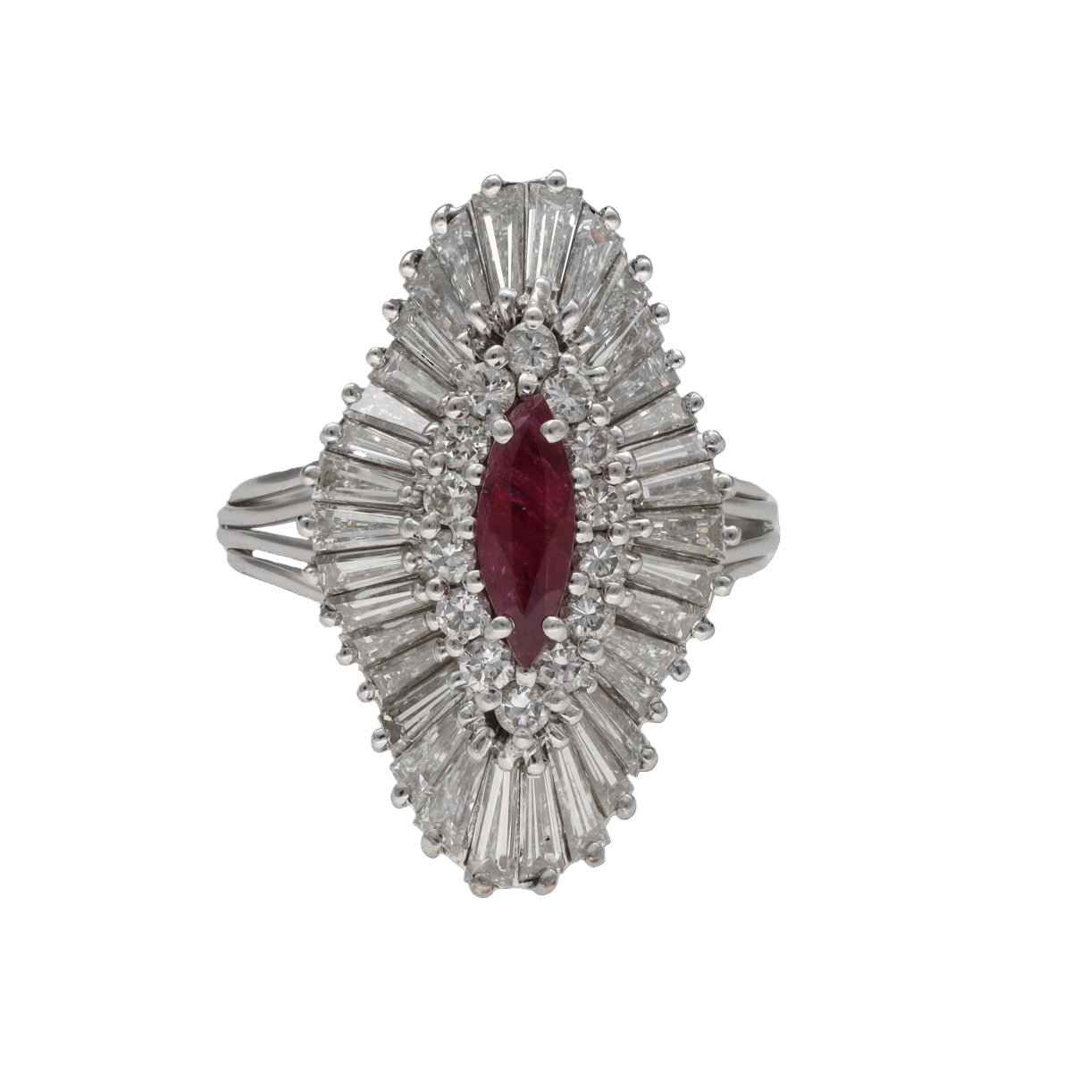 Bague Marquise en or blanc, platine, rubis et diamants - Castafiore