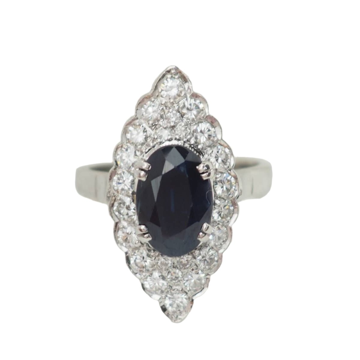 Bague Marquise en or blanc, saphir et diamants - Castafiore