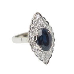 Bague Marquise en or blanc, saphir et diamants - Castafiore