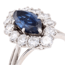 Bague Marquise en or blanc, saphir et diamants - Castafiore