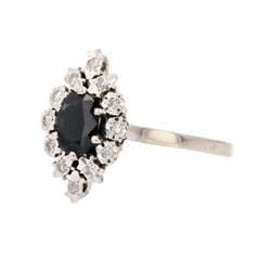 Bague Marquise en or blanc, saphir et et diamants - Castafiore