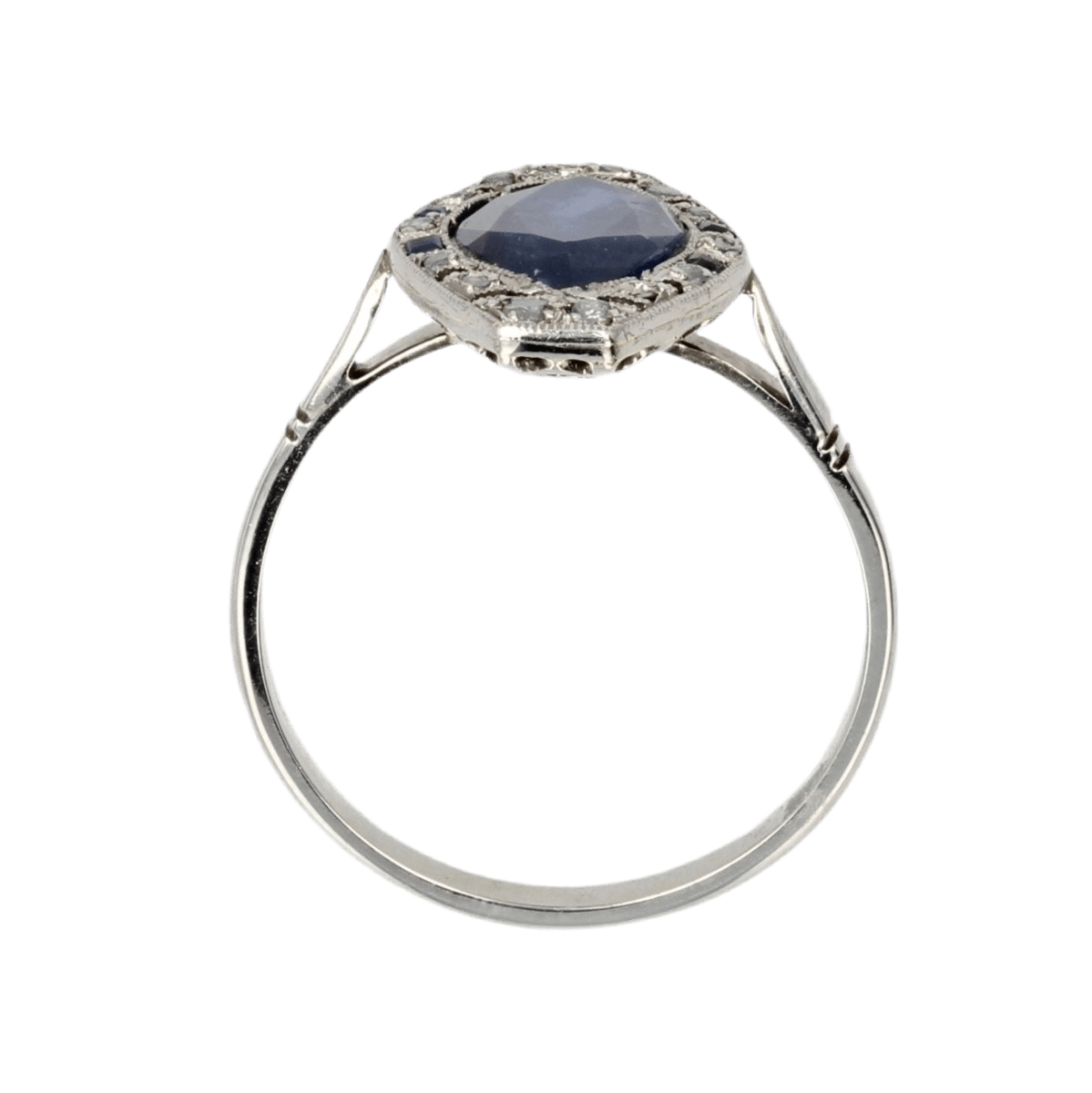 Bague Marquise en or blanc, saphirs et diamants - Castafiore