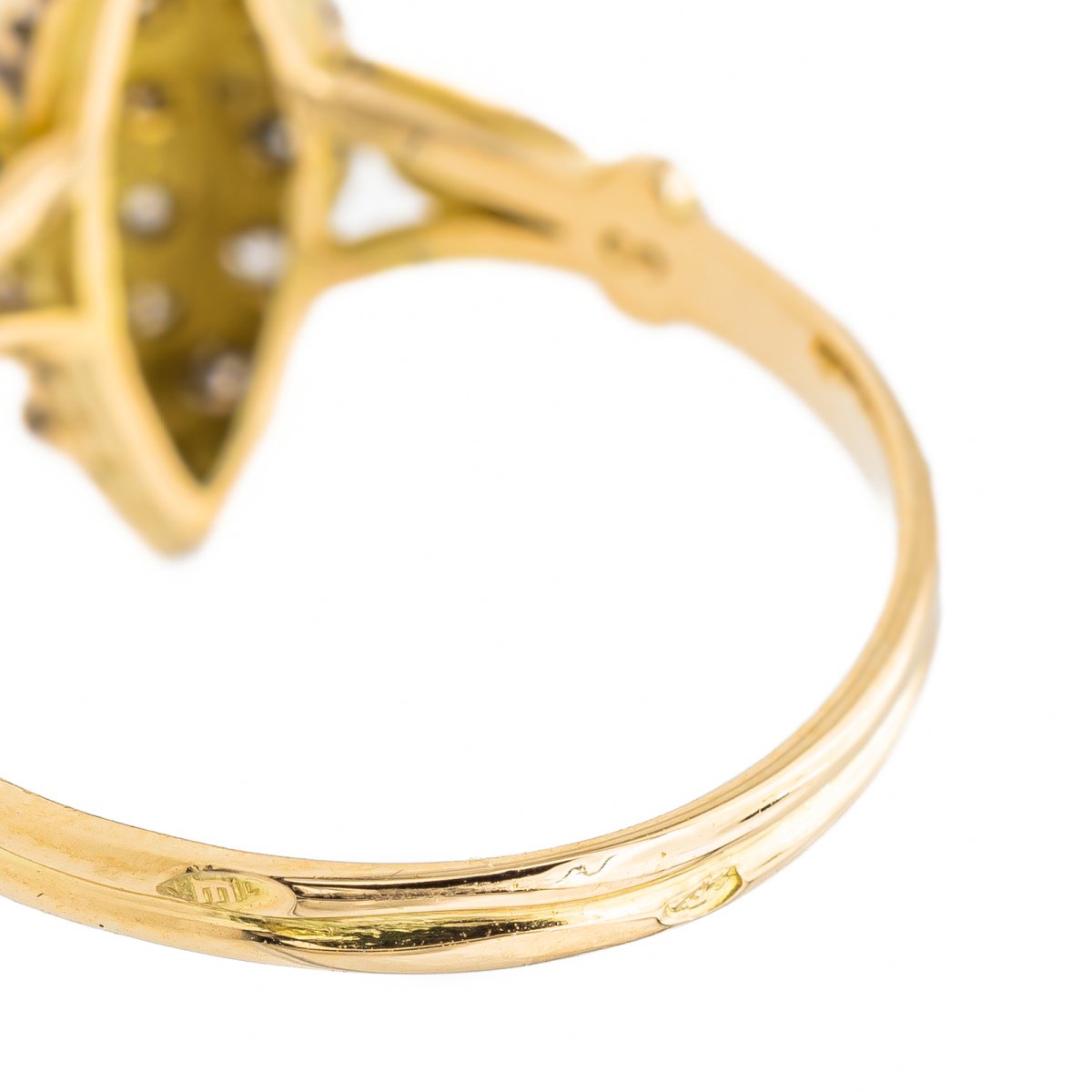 Bague Marquise en or jaune et diamant - Castafiore