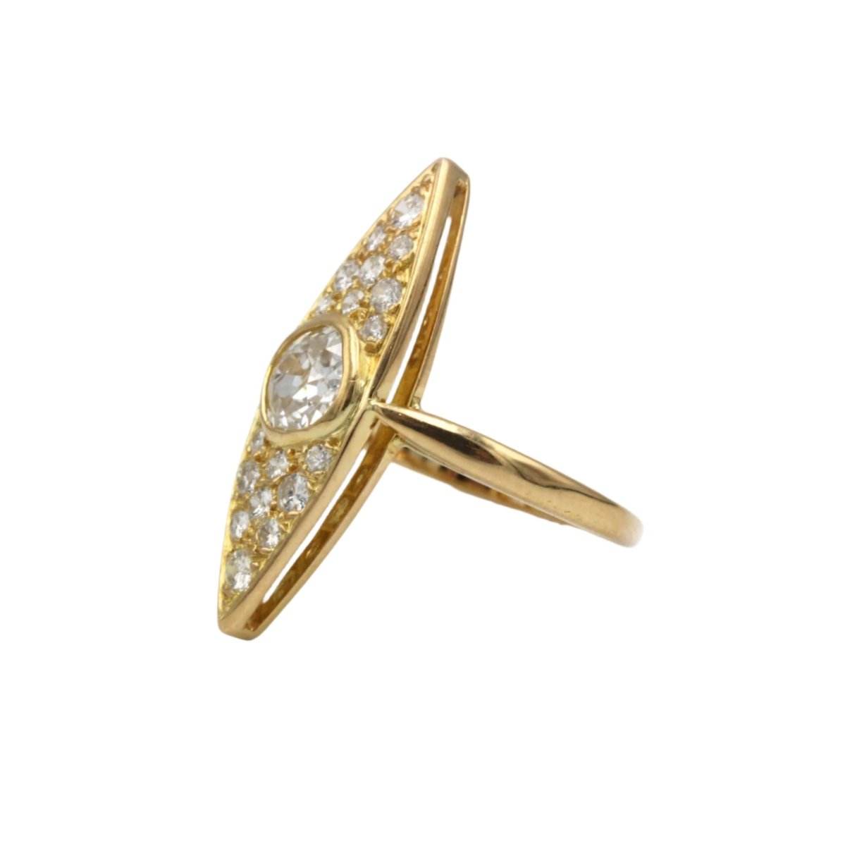 Bague Marquise en or jaune et diamants - Castafiore