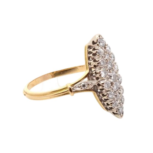 Bague Marquise en or jaune et diamants - Castafiore
