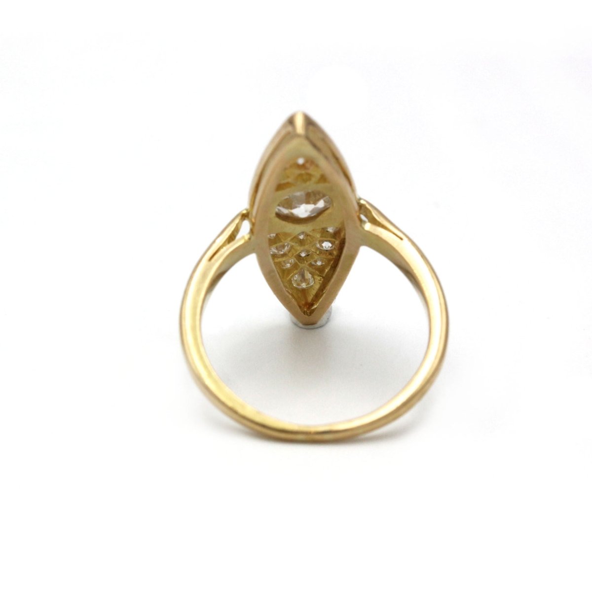 Bague Marquise en or jaune et diamants - Castafiore