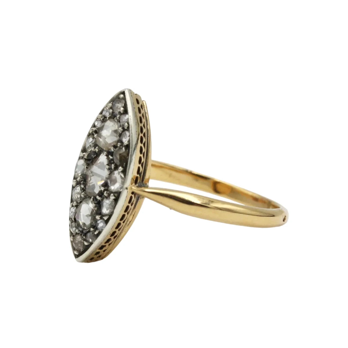 Bague Marquise en or jaune et diamants - Castafiore