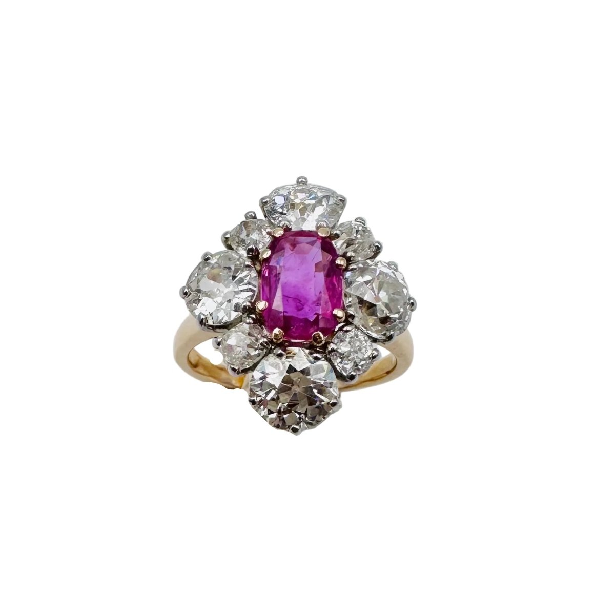 Bague Marquise en or jaune et saphir rose - Castafiore