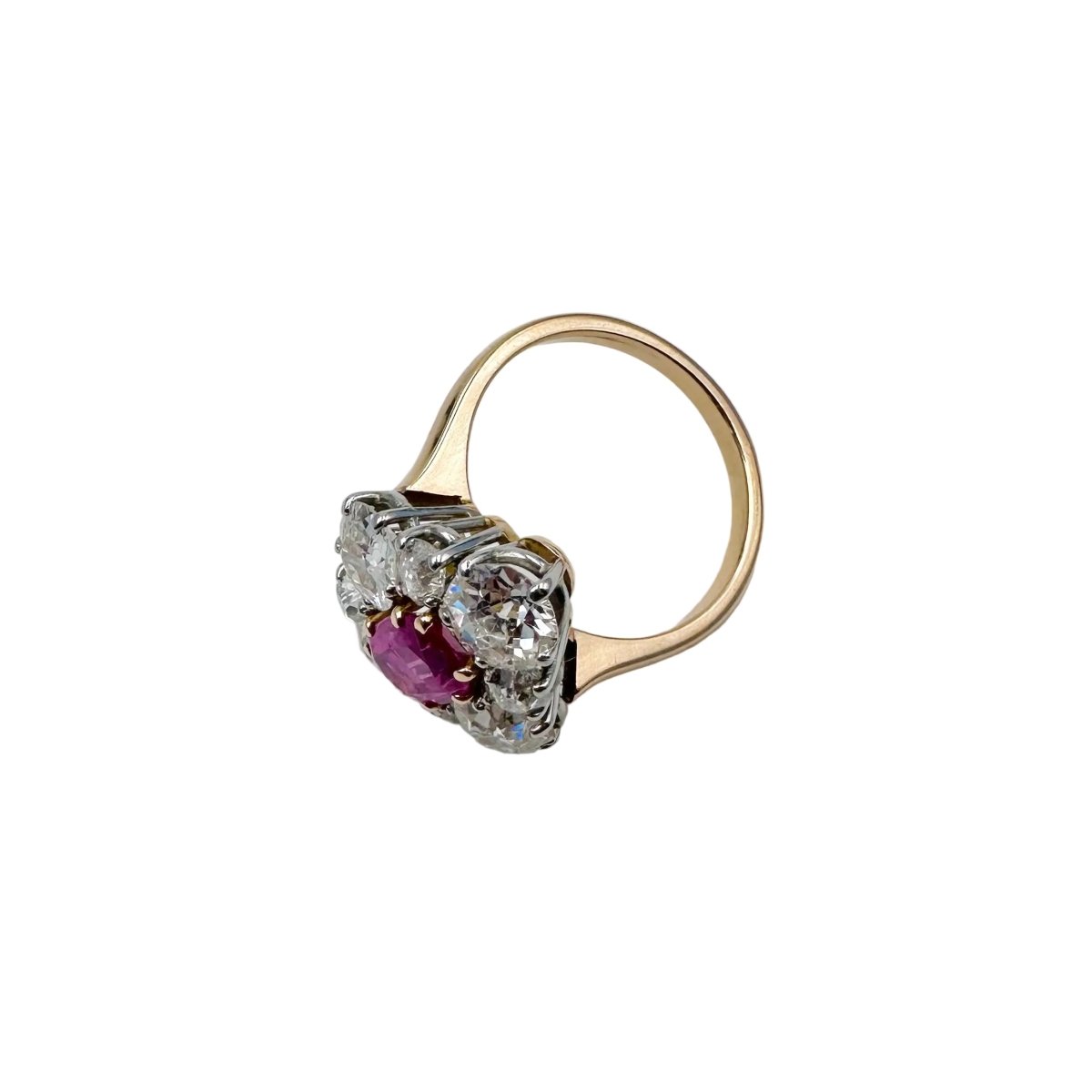 Bague Marquise en or jaune et saphir rose - Castafiore