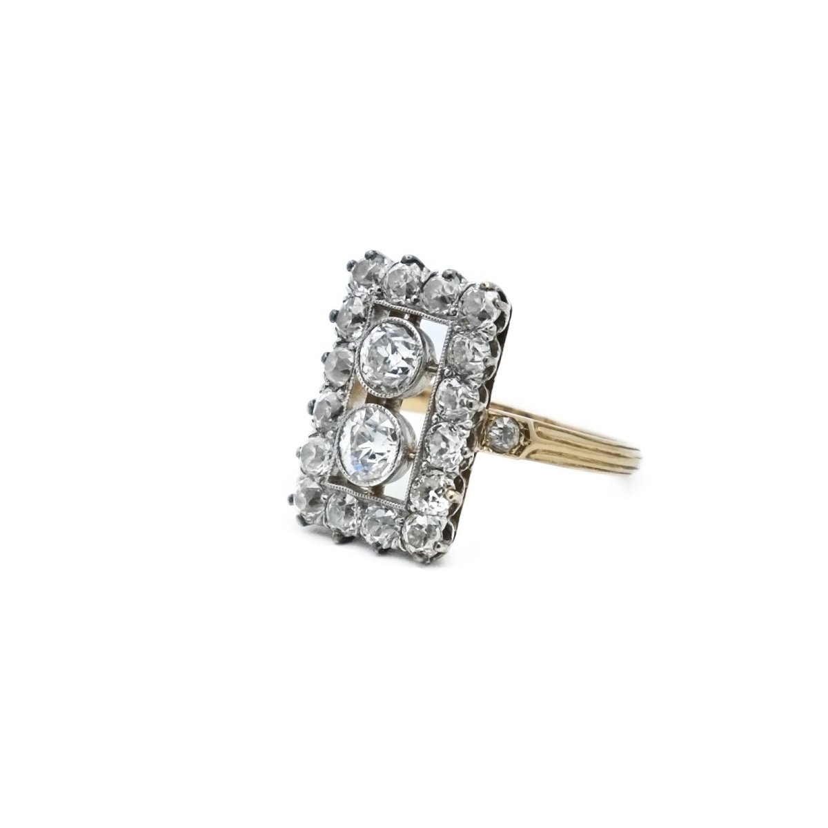 Bague Marquise en or jaune, or blanc et diamants - Castafiore