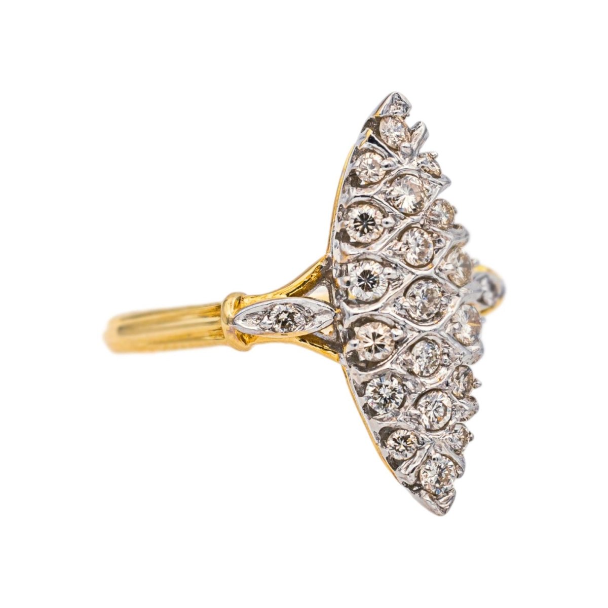 Bague Marquise en or jaune, or blanc et diamants - Castafiore