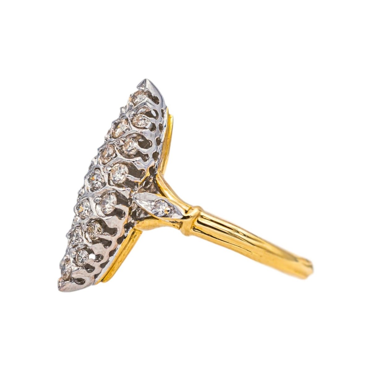 Bague Marquise en or jaune, or blanc et diamants - Castafiore