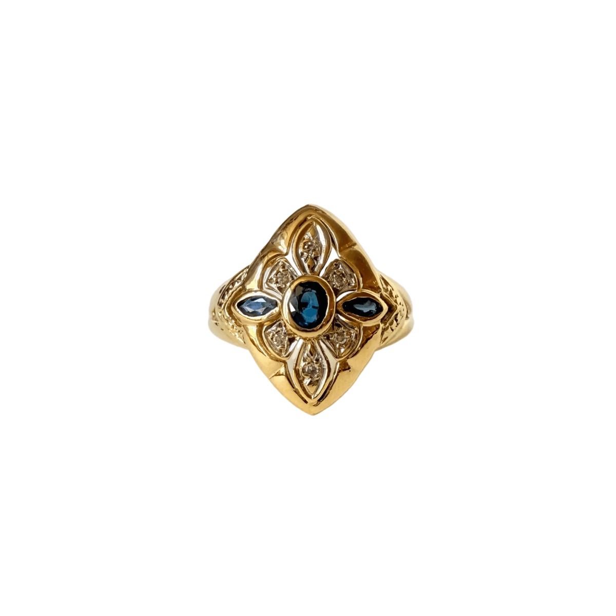 Bague Marquise en or jaune, or blanc, saphir, et diamants - Castafiore