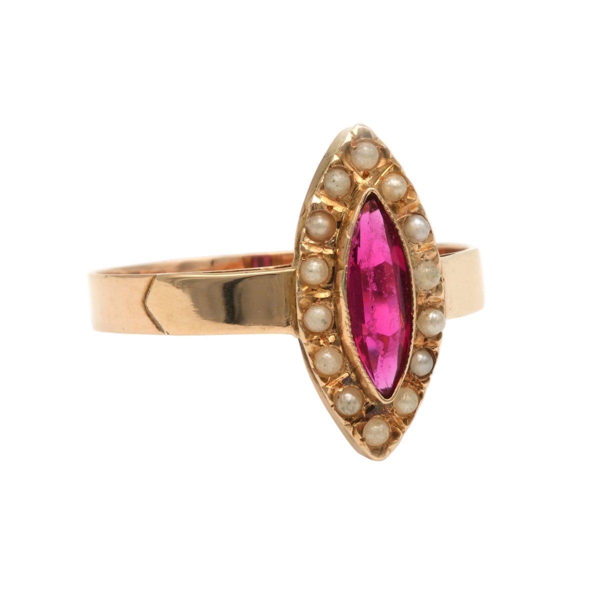 Bague Marquise en or jaune, perles et rubis - Castafiore