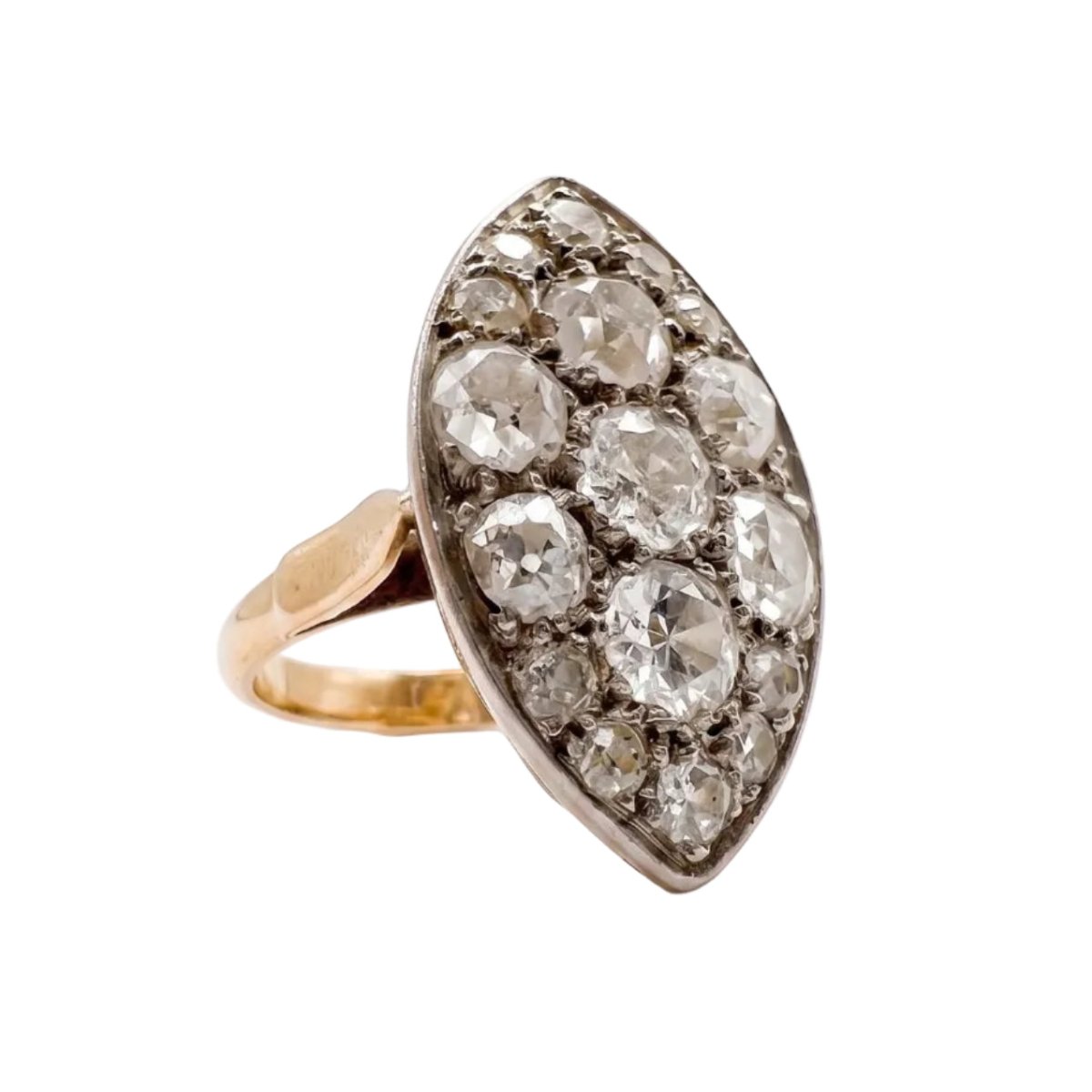 Bague Marquise en or jaune, platine et diamants - Castafiore