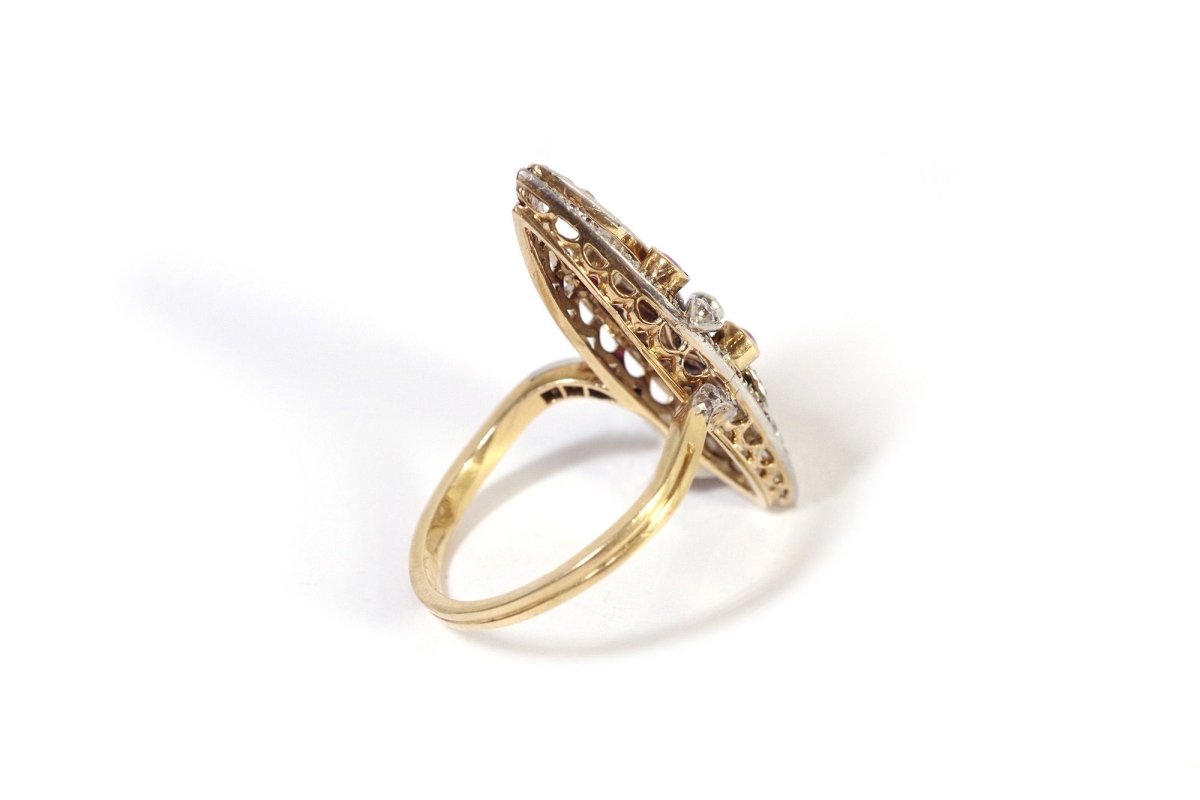 Bague Marquise en or jaune, platine, rubis et diamants - Castafiore