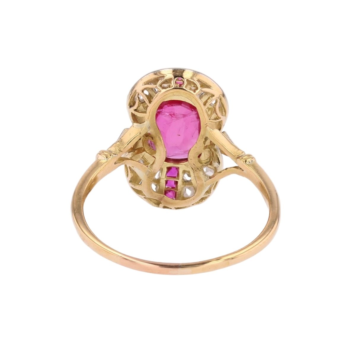 Bague Marquise en or jaune, platine, rubis et diamants - Castafiore