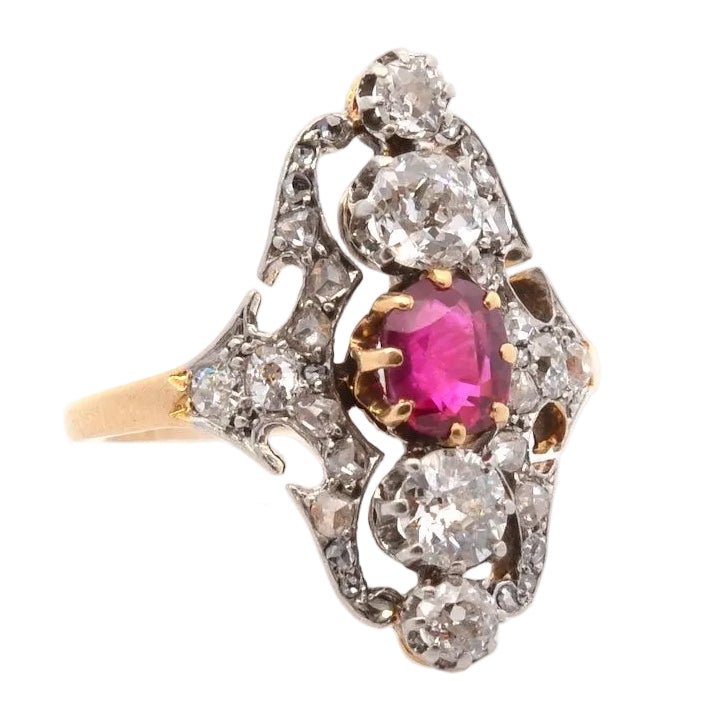Bague Marquise en or jaune, platine, rubis et diamants - Castafiore