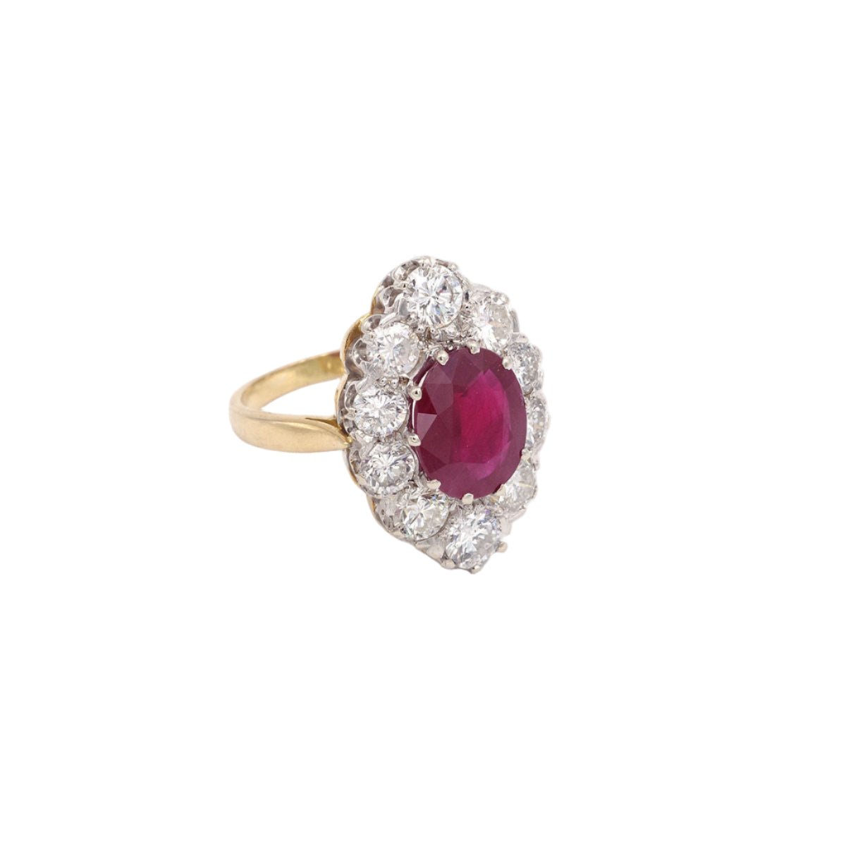 Bague Marquise en or jaune, platine, rubis et diamants - Castafiore