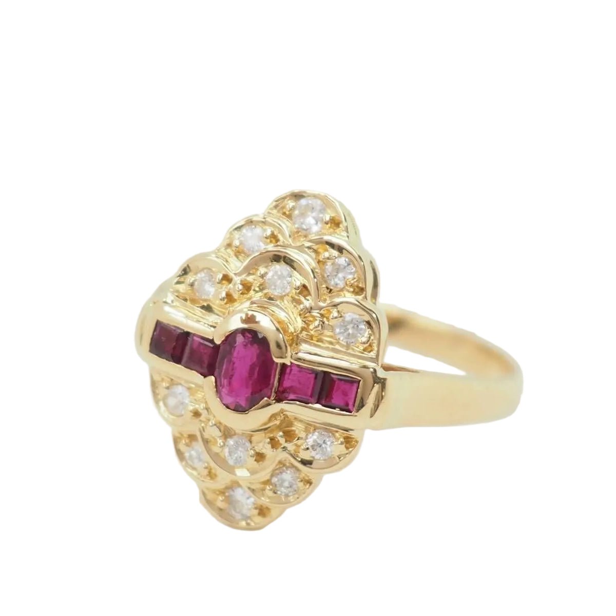 Bague Marquise en or jaune, rubis et diamants - Castafiore