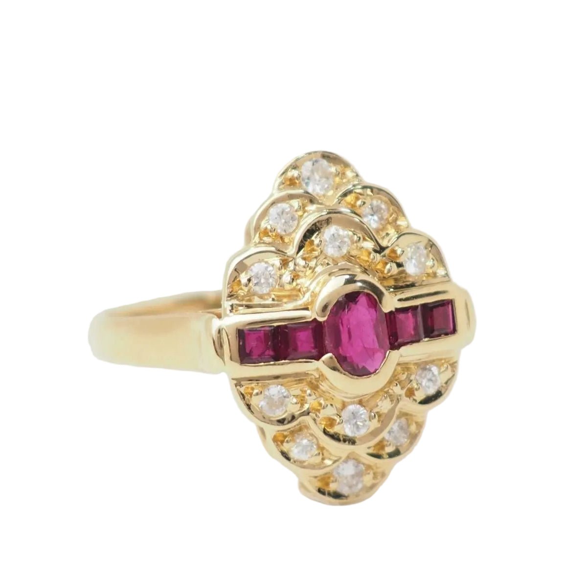 Bague Marquise en or jaune, rubis et diamants - Castafiore